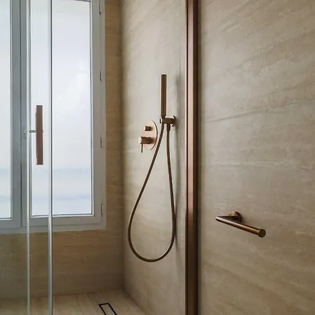 Magnificent -1br-4p- Canal Saint-martin *